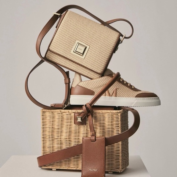 NWOT Max Mara Shoulder Bag with Leather Strap. Sz: OS Spring/Summer/Vacations - Picture 3 of 17